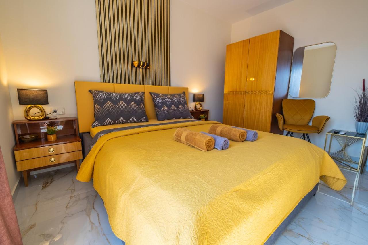 Premium Relax Rooms 诺维·维诺多尔斯基 外观 照片