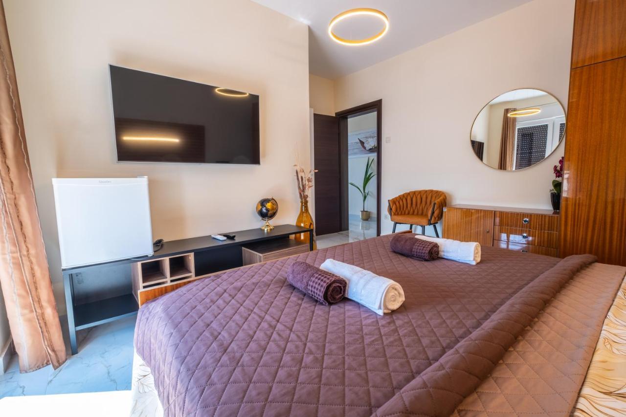 Premium Relax Rooms 诺维·维诺多尔斯基 外观 照片