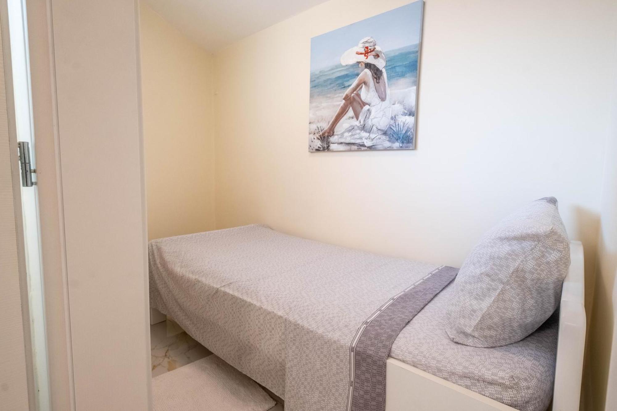 Premium Relax Rooms 诺维·维诺多尔斯基 外观 照片