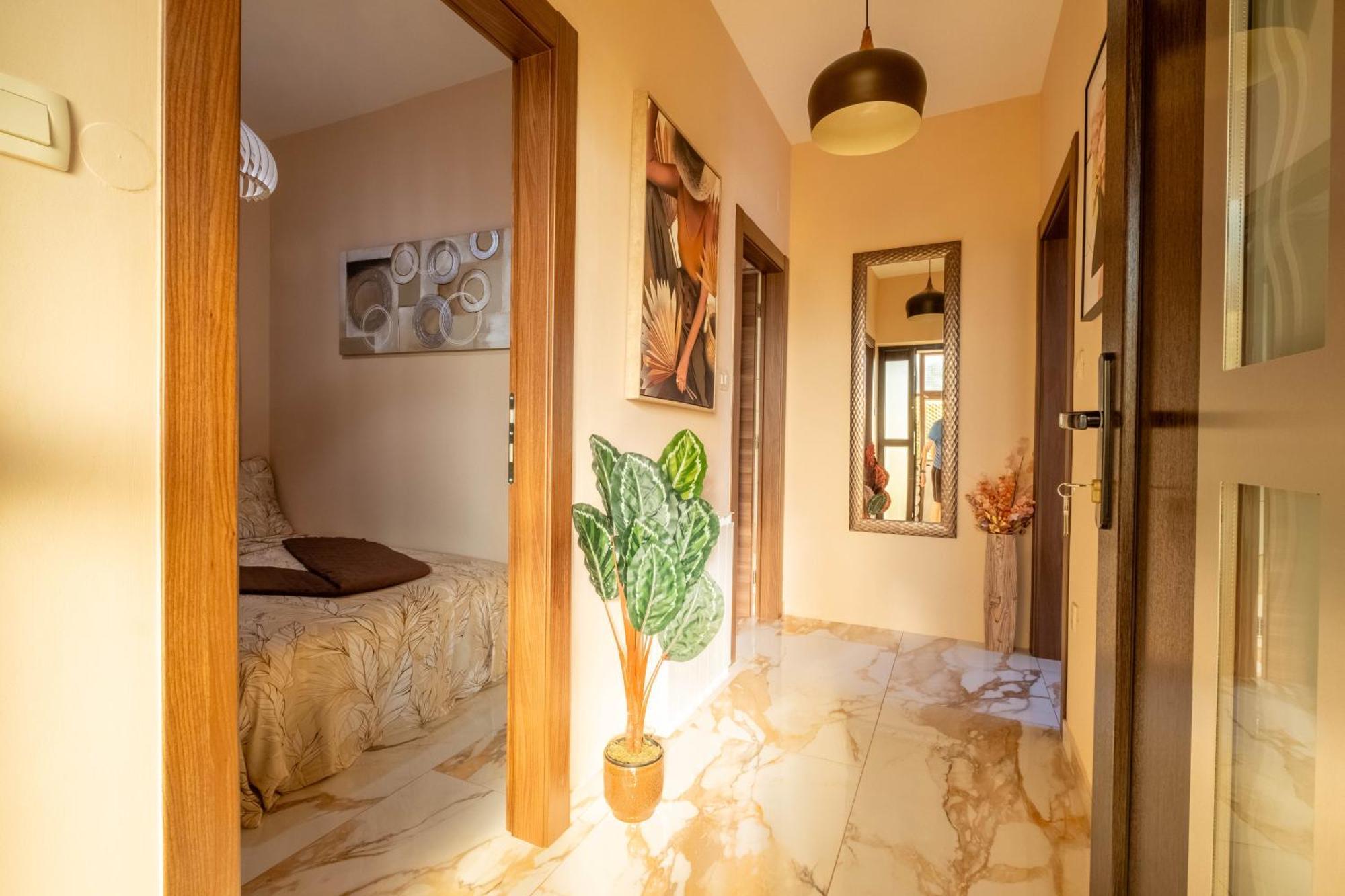 Premium Relax Rooms 诺维·维诺多尔斯基 外观 照片